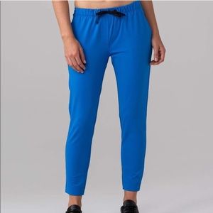 Jet Crop Slim Bright Blue - Size 6